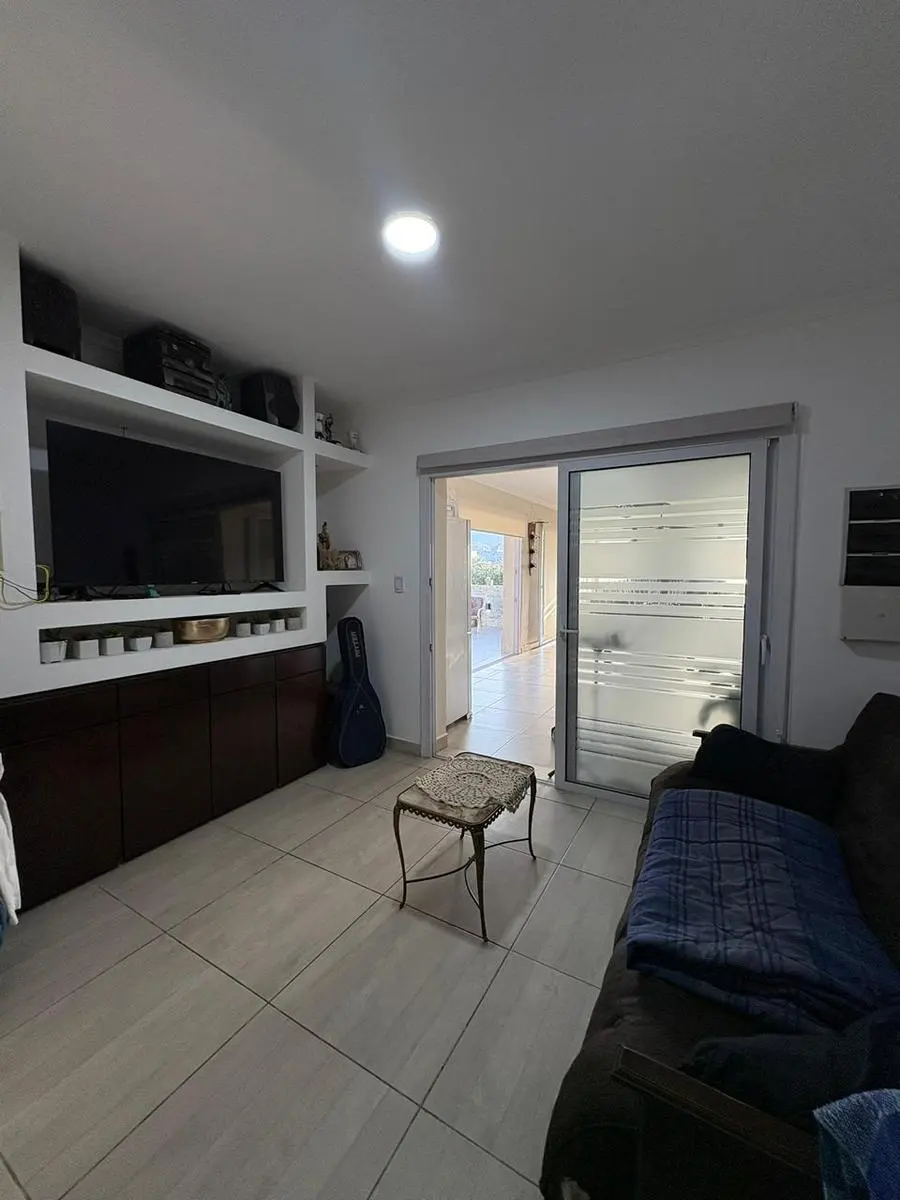Casa de 4 dormitorios en country de Yerba Buena — foto 6 de 15